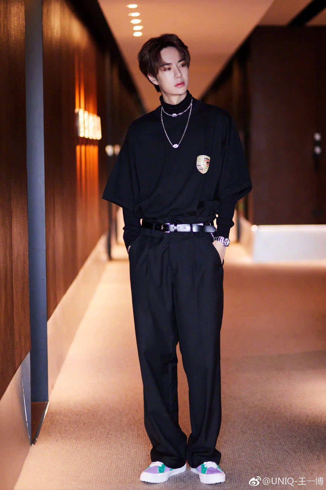 跟着明星学穿搭成熟秋冬男,穿搭男潮流最新款