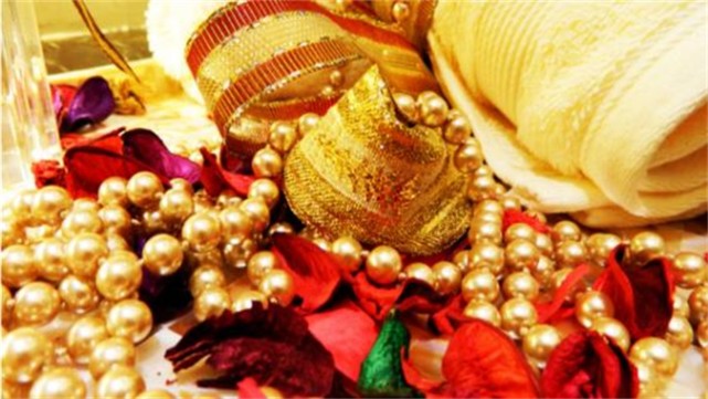 帕德玛纳巴斯瓦米神庙黄金大象,帕德玛纳巴斯瓦米神庙地窖