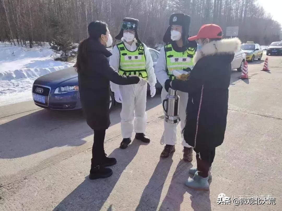 抗疫情公益活动,志愿者参加抗击疫情防控工作