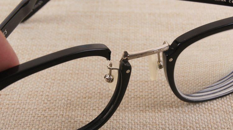 眼镜坏了该用什么胶,眼镜坏了怎么修用什么粘