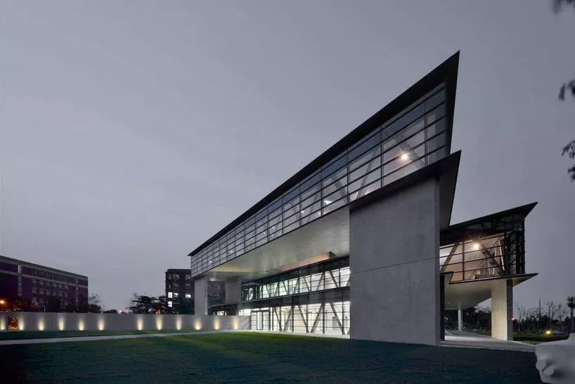 漫步台中，学建筑的中国人都应该去看看”的东海大学...