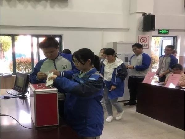 芜湖校服排行榜,芜湖各校的校服