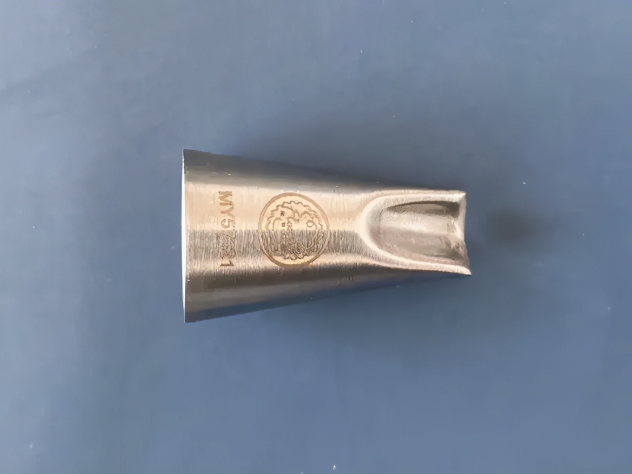 没有裱花袋裱花嘴泡芙奶油怎么挤,奶油裱花嘴怎么自做