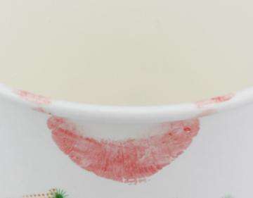 化妆不够持久怎么办,怎样化妆不卡粉不脱妆持久