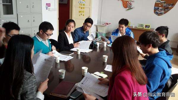 大学新生如何竞选学生会,大一学妹竞选学生会