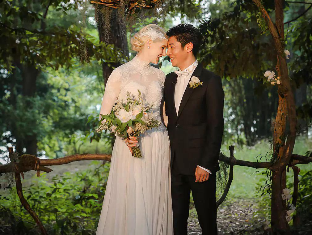 撒贝宁龙凤胎全身照,撒贝宁龙凤胎首曝光