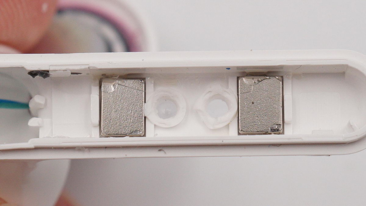 远销非洲的TWS真无线耳机应该注意什么？拆解传音TECNOBuds2看看