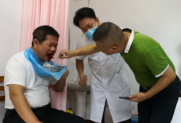 悬壶济世医者仁心大医精诚,悬壶医者仁心