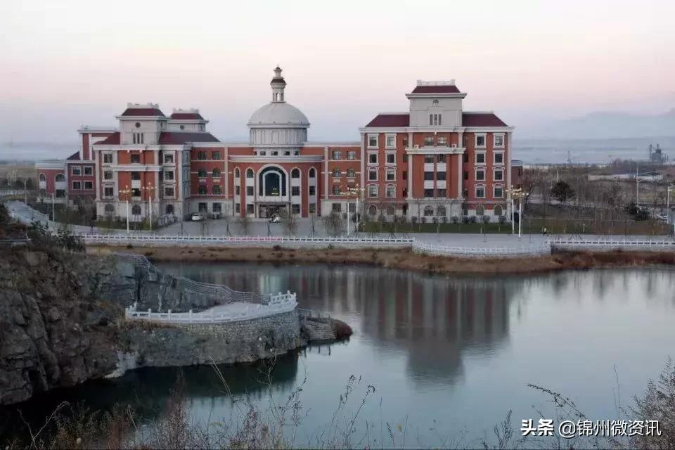 锦州渤海大学!全国最美大学之一!新入学的同学想知道的都在这里