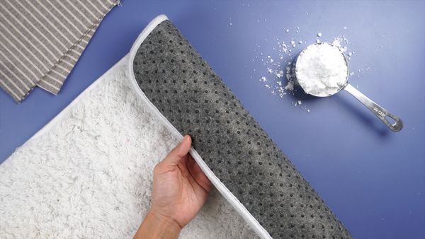 小苏打配什么能有效去除油渍,如何用小苏打去除油污