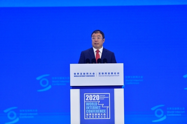 360的老板周鸿祎有多牛,360创始人周鸿祎的身价是多少