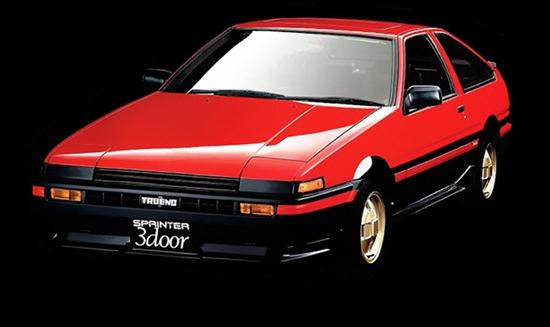 藤原拓海的ae86到底是什么车,藤原拓海ae86与夏树见面场景