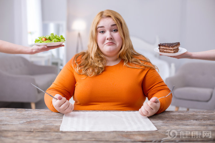 更年期突然停经身体不适,女人停经后会有什么心态