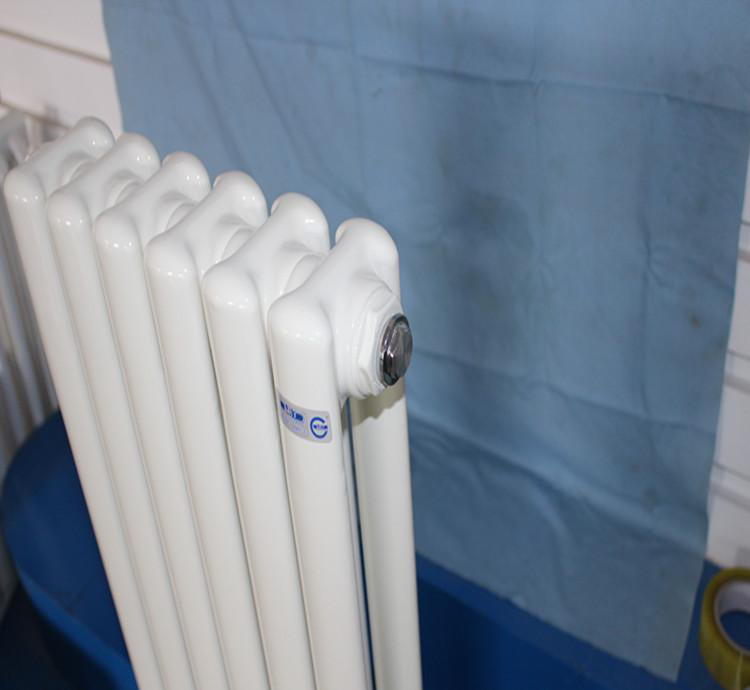 暖气片不用时存水还是把水放了,暖气片不用了要把管子熔到一起吗