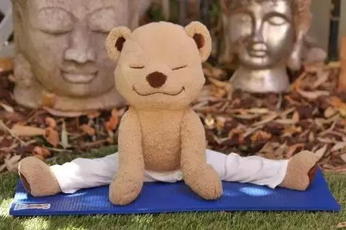 佩奇送朋友礼物,佩奇深夜刷屏深度解析