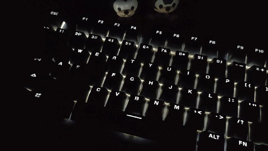 樱桃2.0机械键盘和罗技k845哪个好,罗技键盘k835和k845哪个好