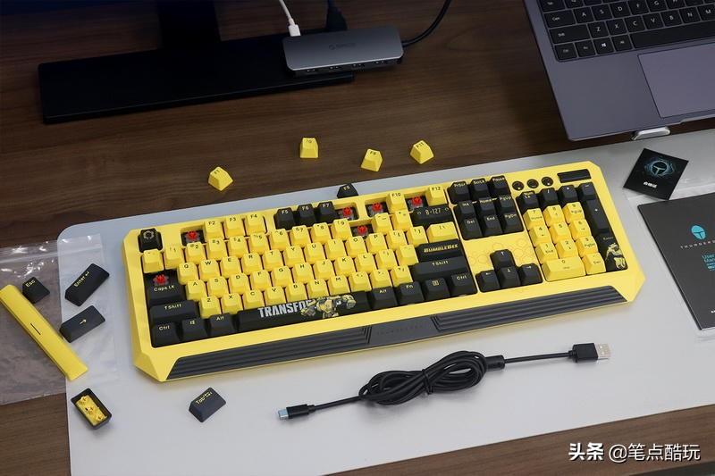 汽车人出发,汽车人出发大黄蜂