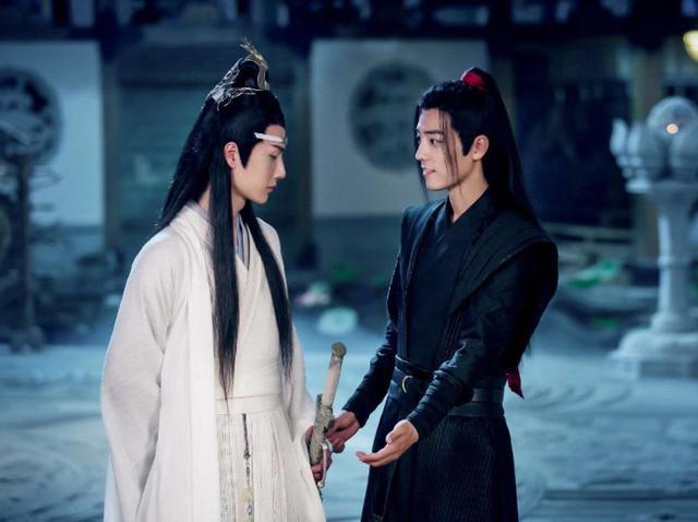 全程回顾“227事件”，看他因何从顶流成全民公敌？