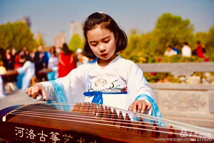 2019年“六一”节，洛阳巴图老师百幅儿童摄影图片