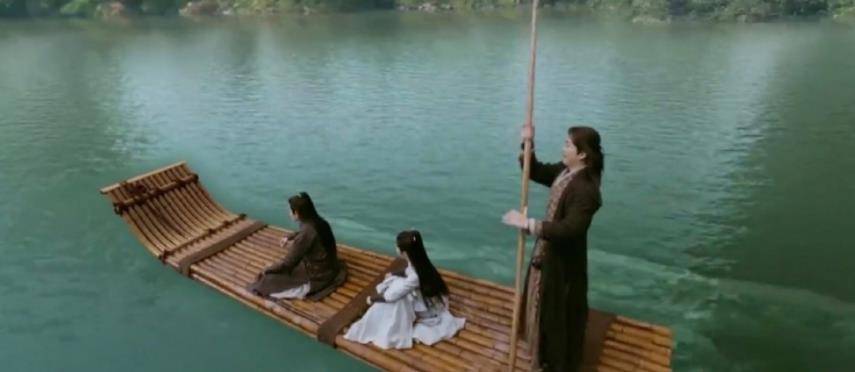 鹿晗大制作“扑街”，《锦衣之下》穷却收视口碑双收，何为原因？