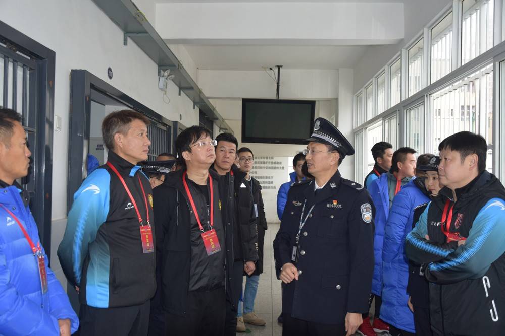 四川全兴足球队员,四川足球队长全兴