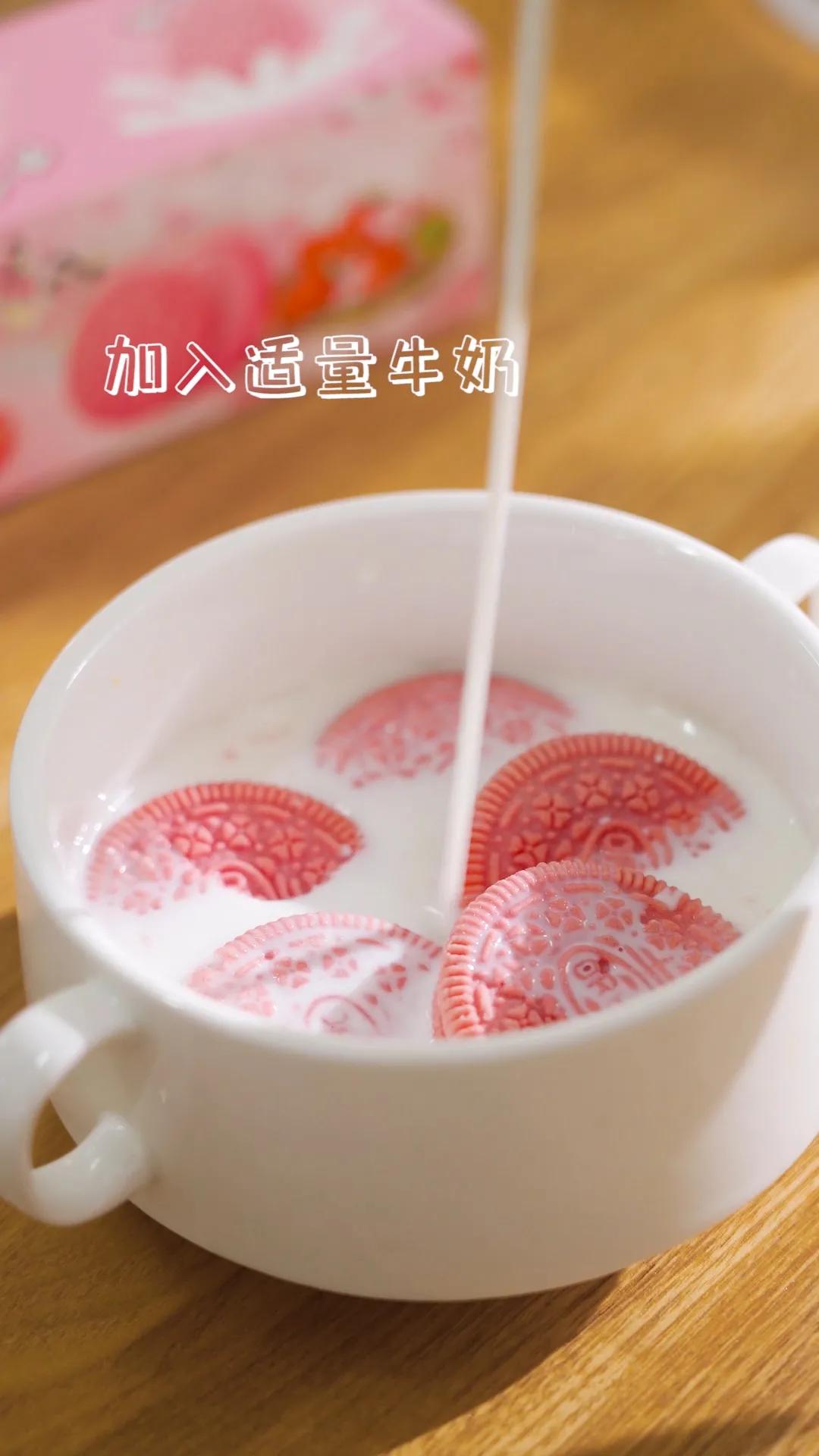 蛋糕怎么做的又简单又好吃微波炉,微波炉做蛋糕10分钟需要多大温度