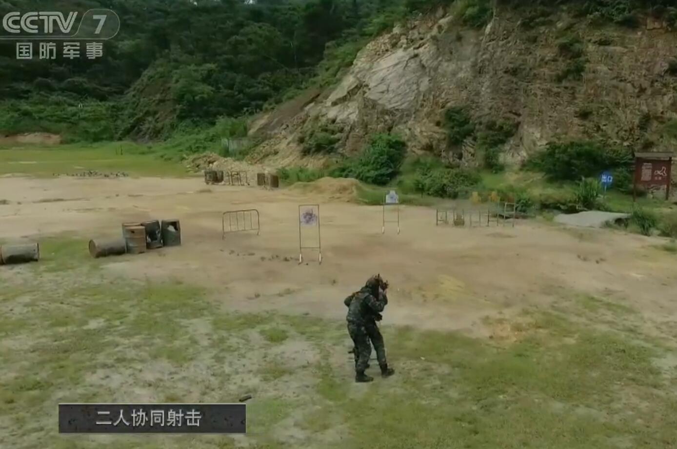 特警装备3级甲,特警三级装备