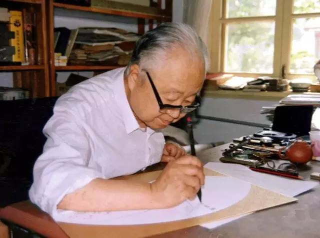 九宫格在书法中怎么用,九宫格书法练习口诀