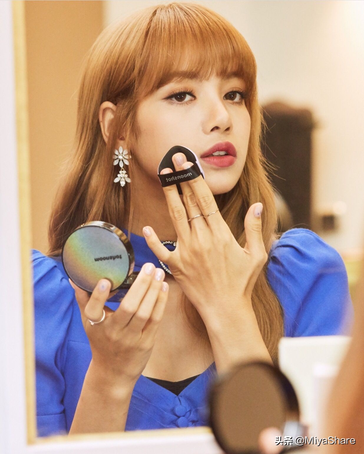 怎样能让底妆干净透亮,想让妆容干净持久选对底妆很关键