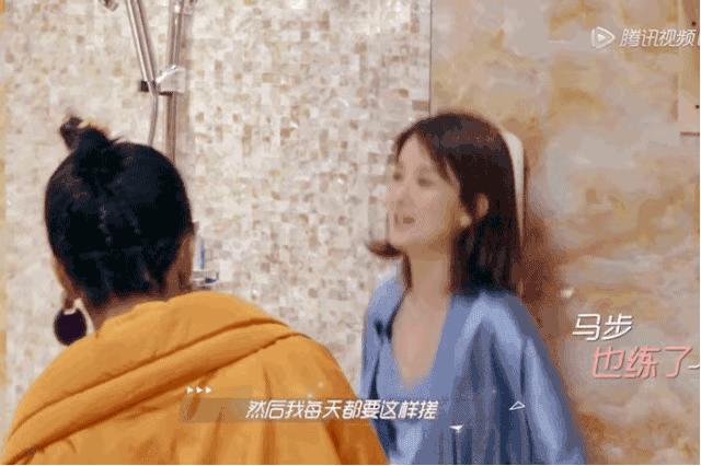 我突袭了同事的包包和办公桌,竟然扒出了这么多秘密