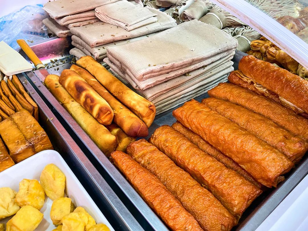 不错挺便宜的早市,附近比较旺的早市