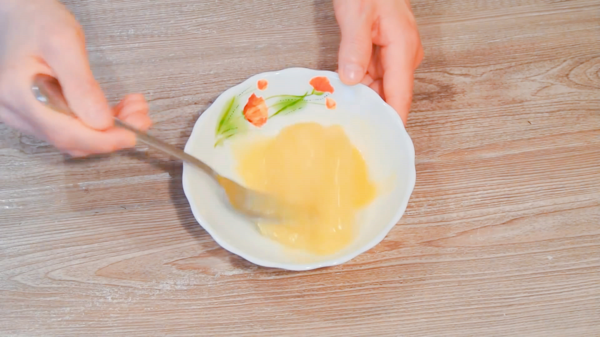 山东大饼就是硬的吗,山东大饼太硬怎么吃