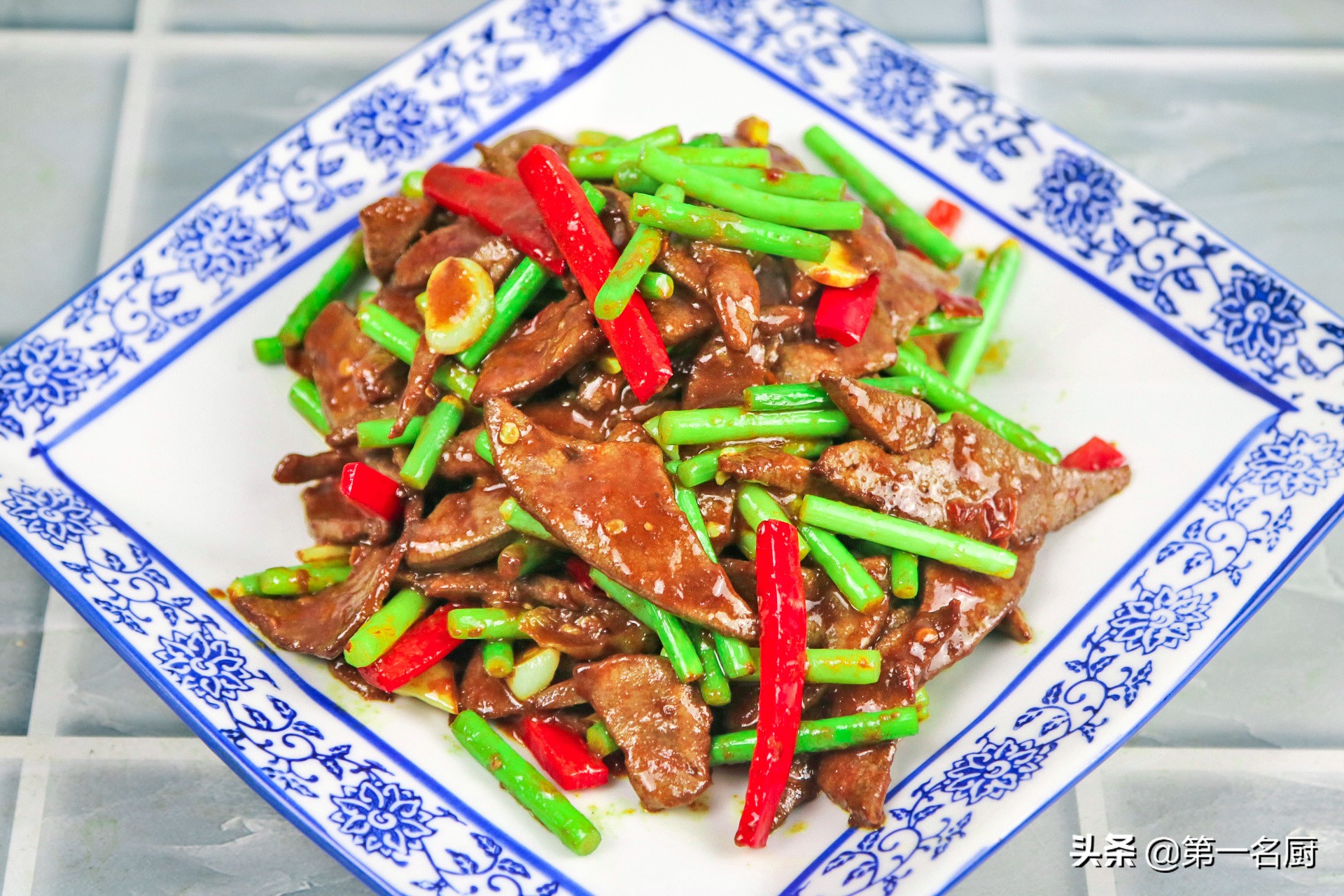 猪肝该怎么弄好吃视频教程,猪肝怎样做入味