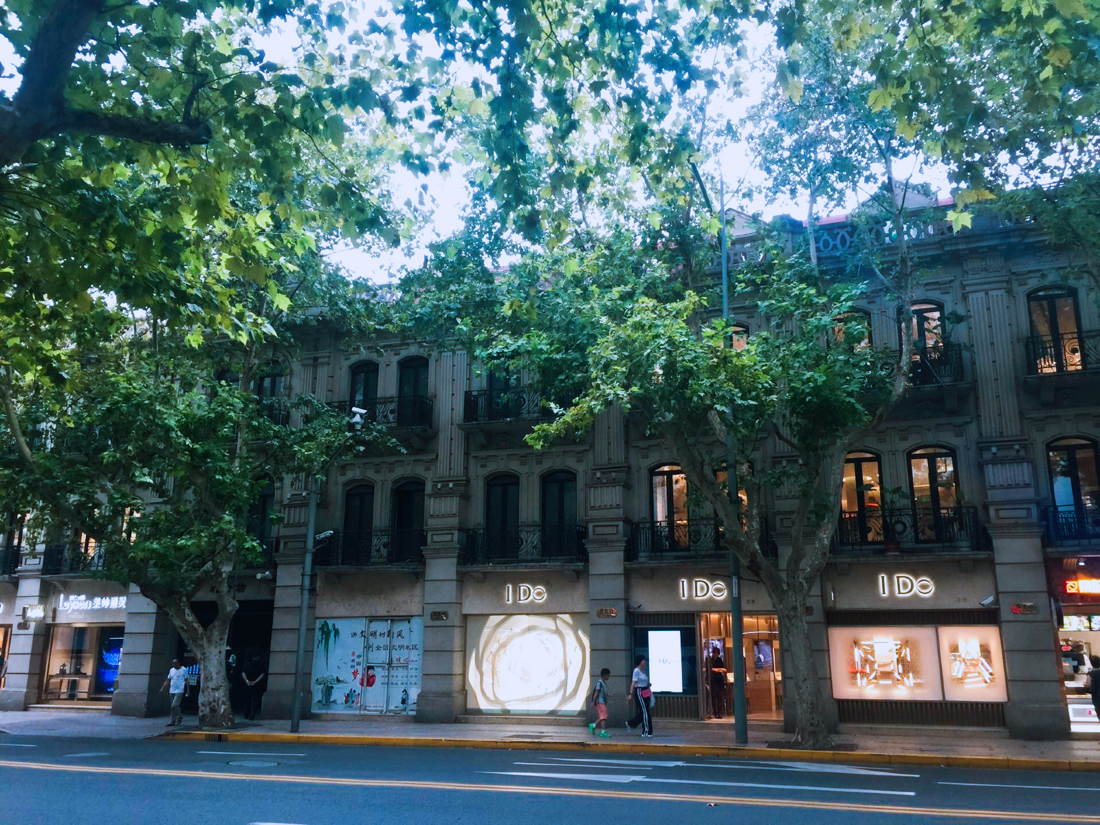 上海步行街游玩攻略路线,游玩上海步行街攻略