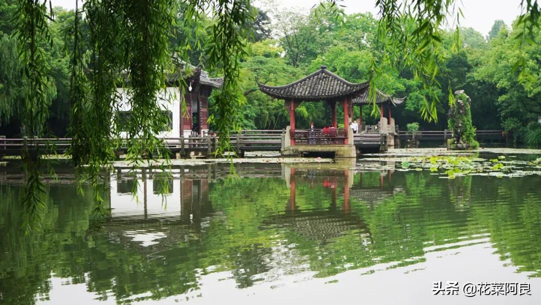 江南最忆是杭州,江南好最忆是杭州朗读