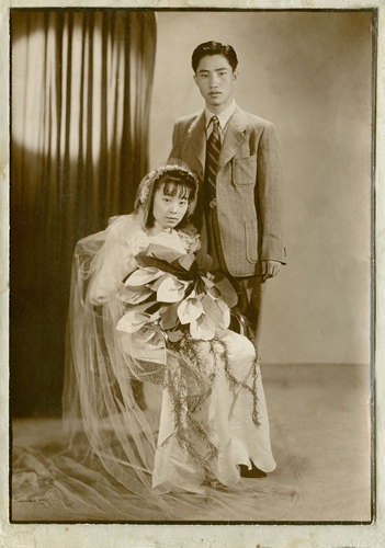 卧底识破间谍巧妙传递给同伴,潜伏茶叶罐传递情报