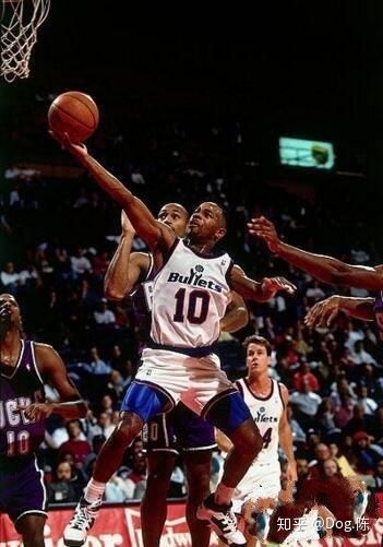 1992年全明星赛，魔术师比乔丹科比更圆满，5人生涯绝唱