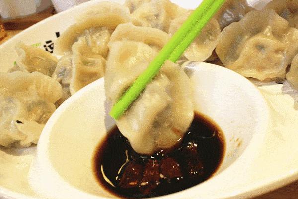 海鲜馅饺子的做法窍门视频,猪肉海鲜饺子馅的做法大全