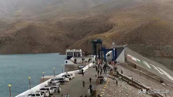 激战美军20年，塔利班花费300亿美元军费：塔利班钱都从哪来的？