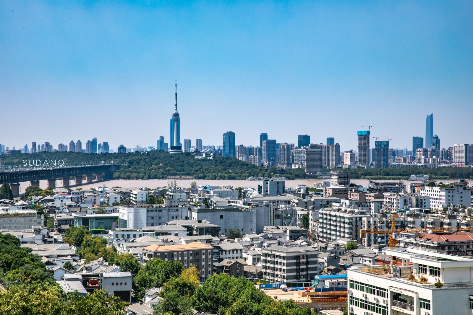 武汉三镇的历史由来,武汉历史名城介绍