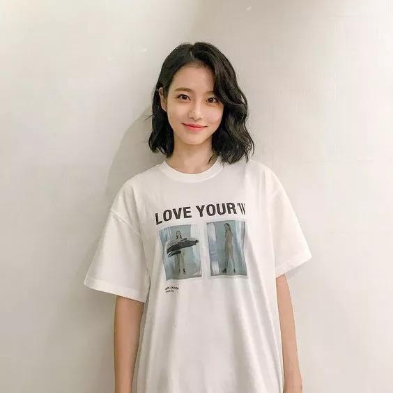 可盐可甜短发女生超a系穿搭,韩系风可盐可甜短发超美造型