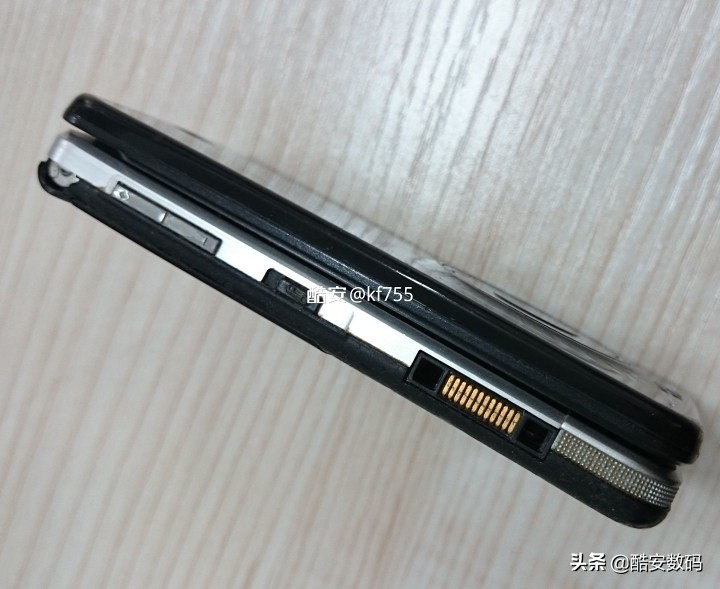 索爱walkman翻盖,索尼爱立信walkman翻盖