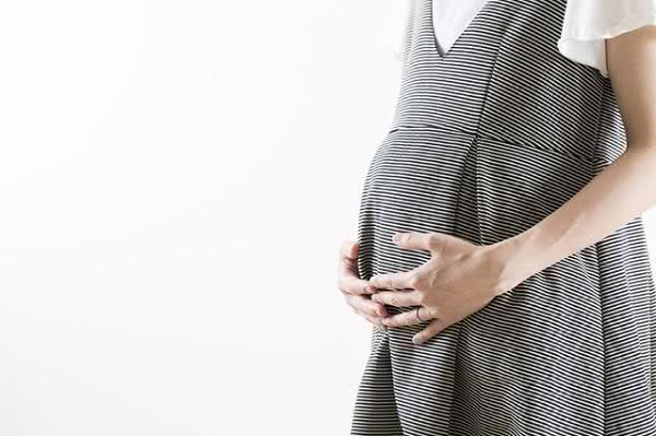 孕期有染发的孕妇吗,孕妇怎样渡过染发后的尴尬期