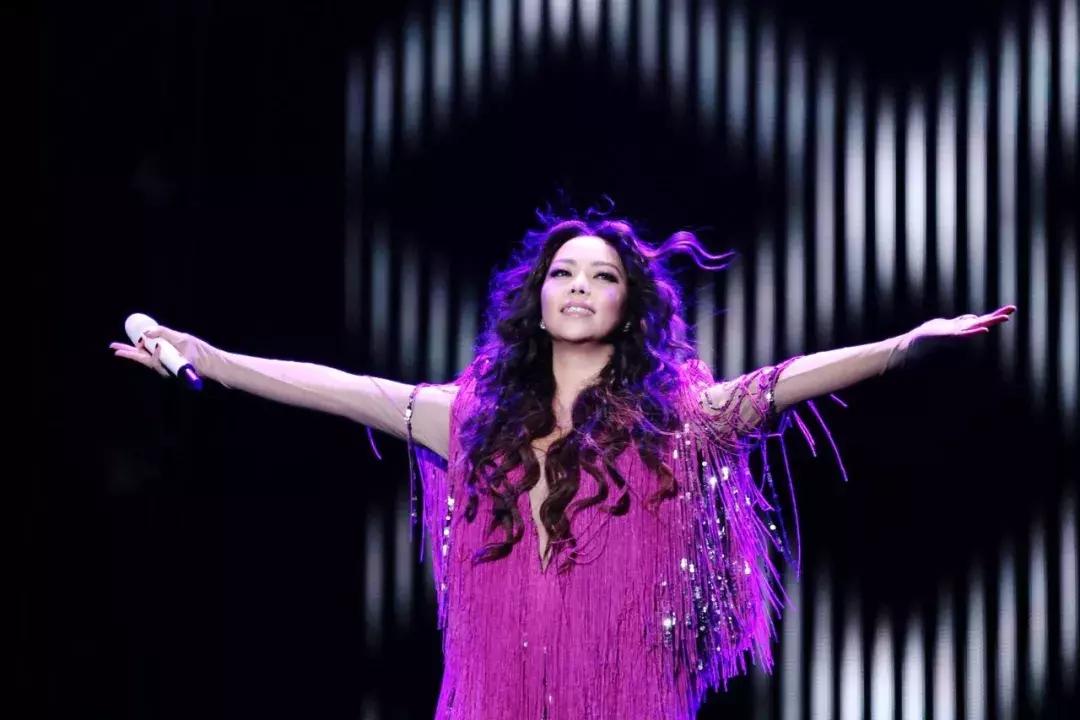 张惠妹年轻颜值巅峰,张惠妹天后地位