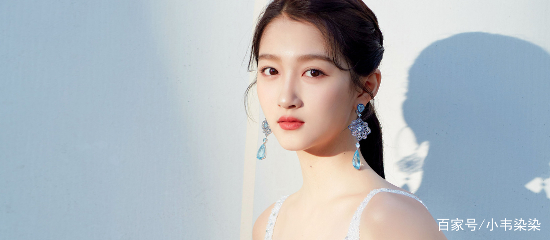 北电学长爆料关晓彤,北电对关晓彤评价