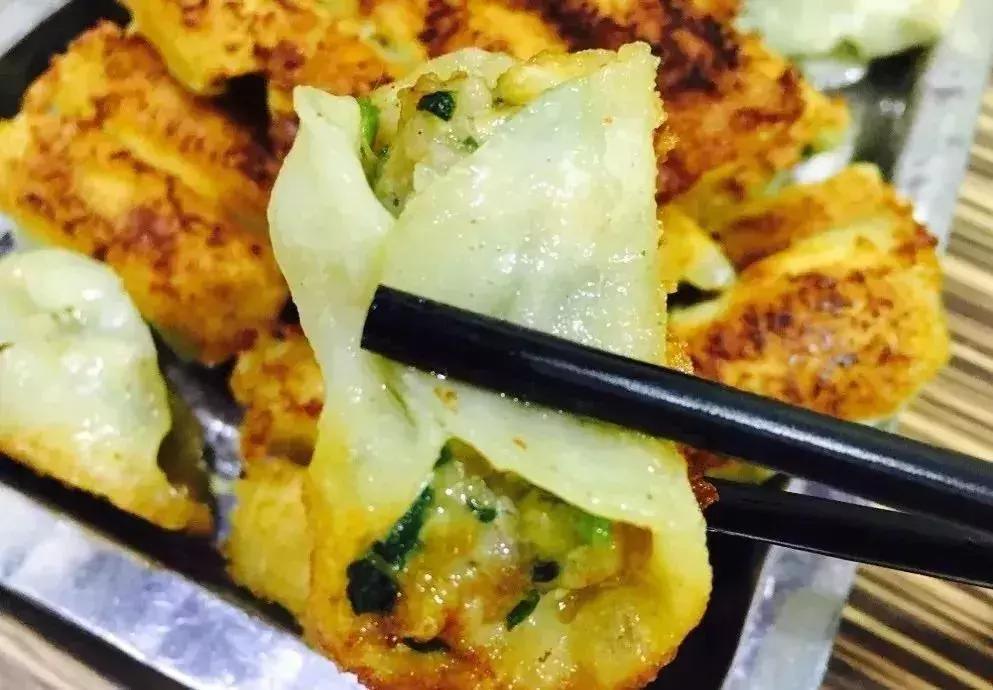 天津锅贴的正宗做法,天津红桥最好吃锅贴