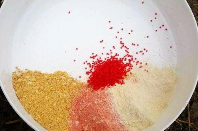 野钓酒米窝料哪个好,酒米窝料色素添加比例