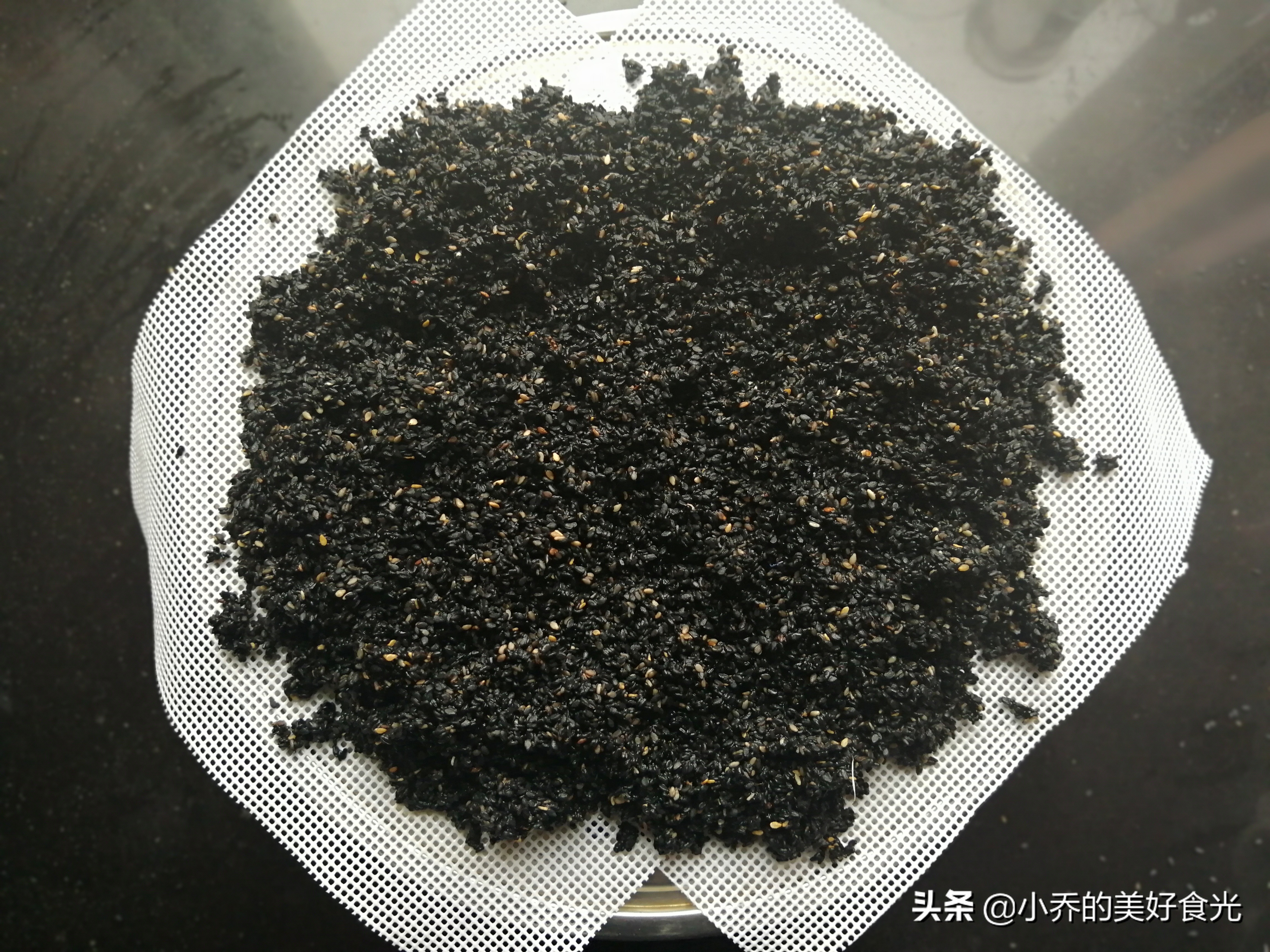 芝麻清洗方法,芝麻清洗后怎样干得快