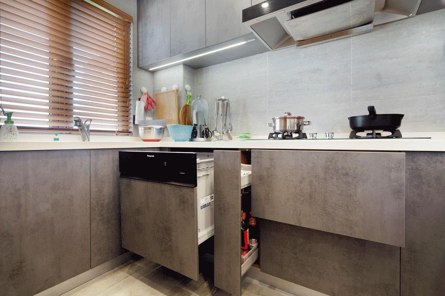 100平老旧学区房改造翻新,100平学区房改造