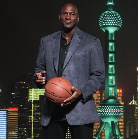 耐克当时续约乔丹的整个过程,耐克签约詹姆斯的故事